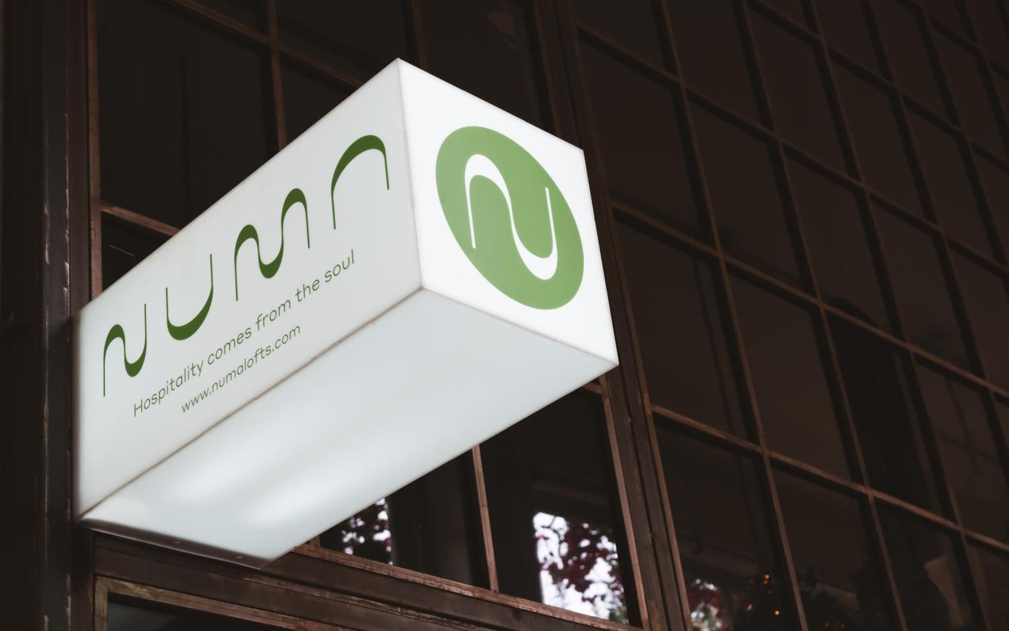 Num Suites & Lofts 雅典 外观 照片