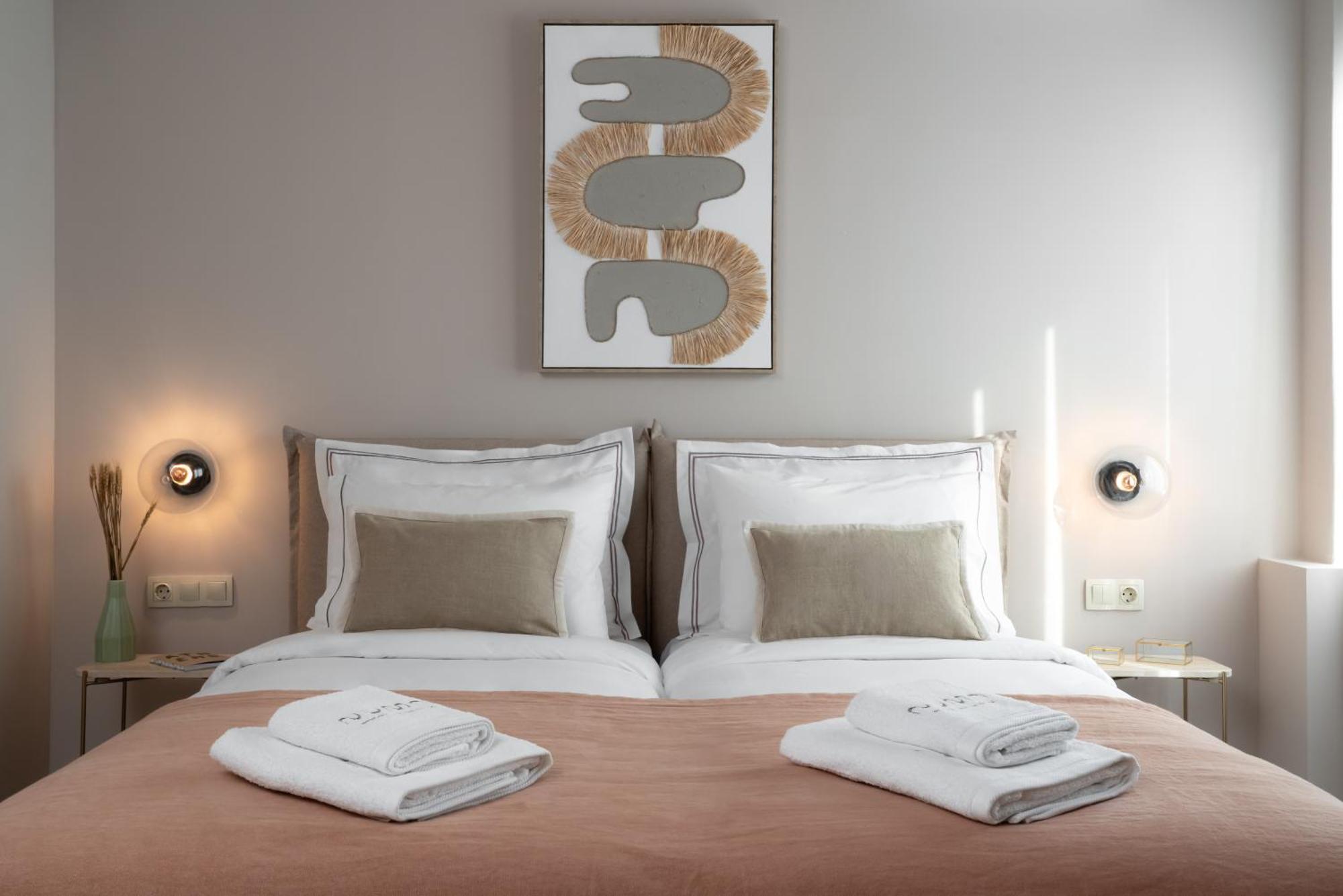 Num Suites & Lofts 雅典 外观 照片