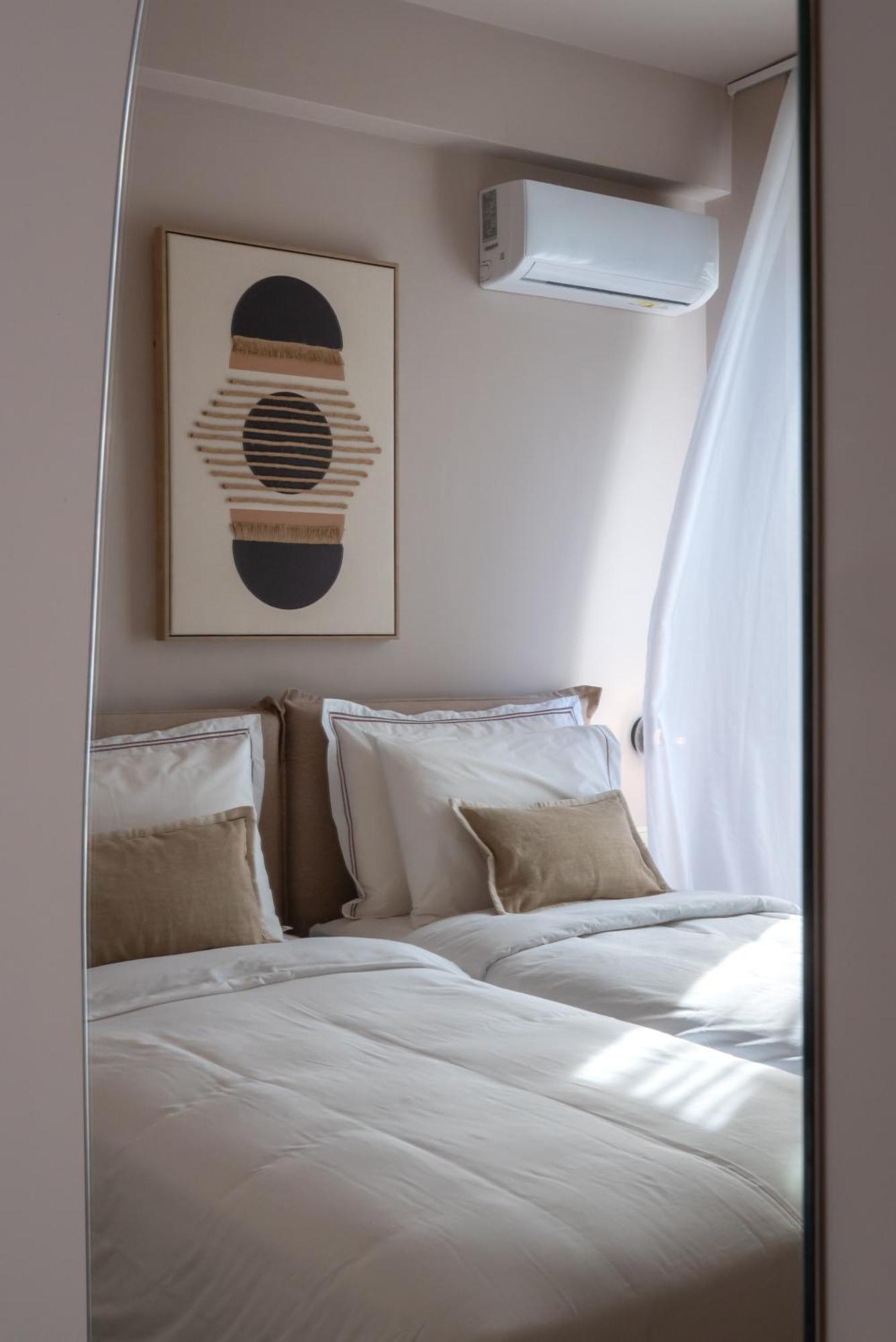 Num Suites & Lofts 雅典 外观 照片