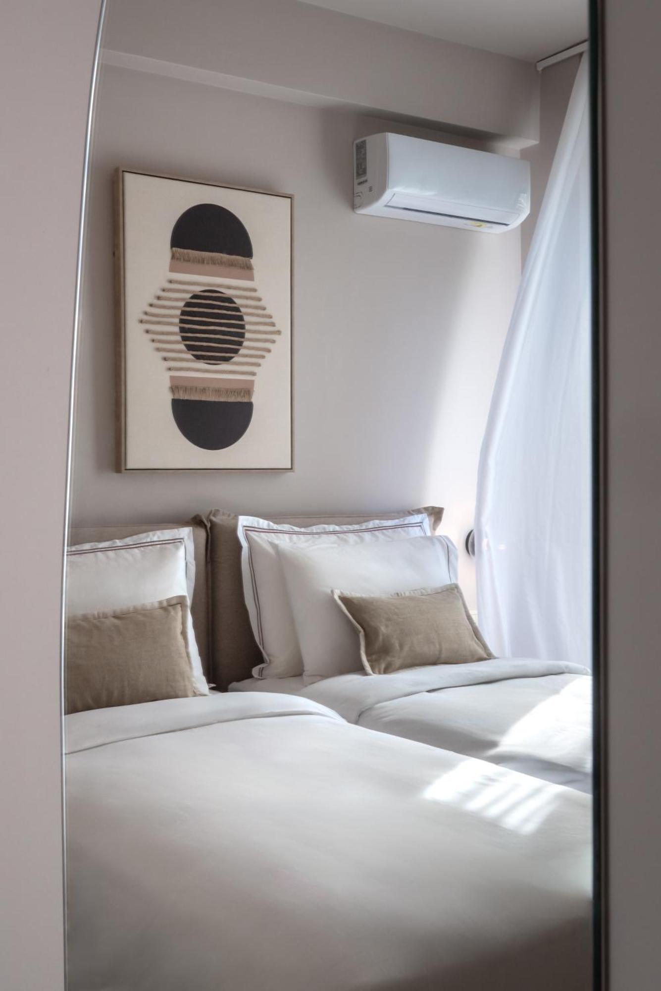 Num Suites & Lofts 雅典 外观 照片